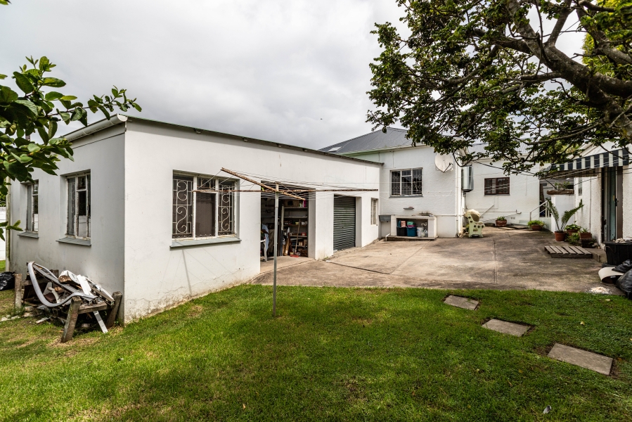 2 Bedroom Property for Sale in Berea Eastern Cape